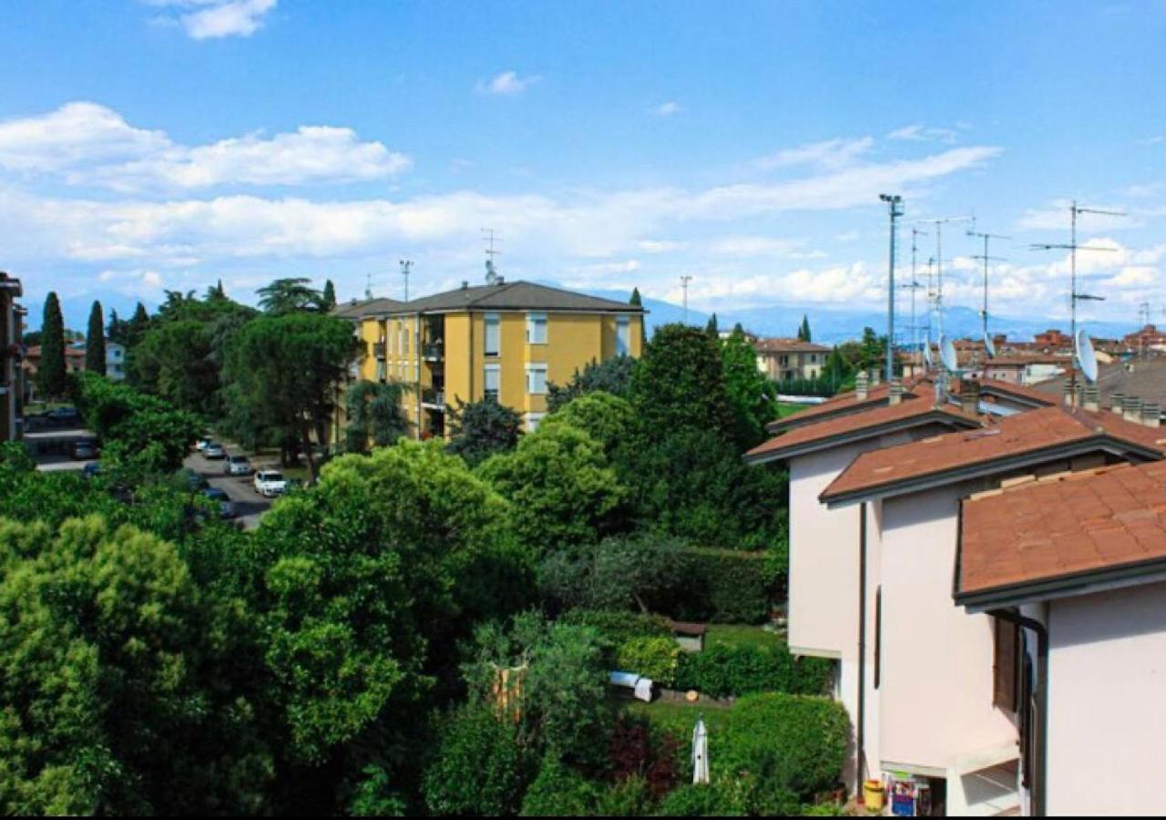 La Magnolia Apartments II Rose Desenzano del Garda Exterior photo